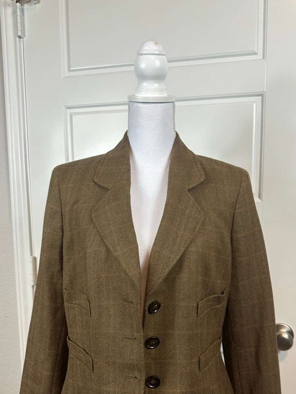 Ellen Tracy Classic 100% Wool Structured Silhouette Brown Plaid Blazer Size 10